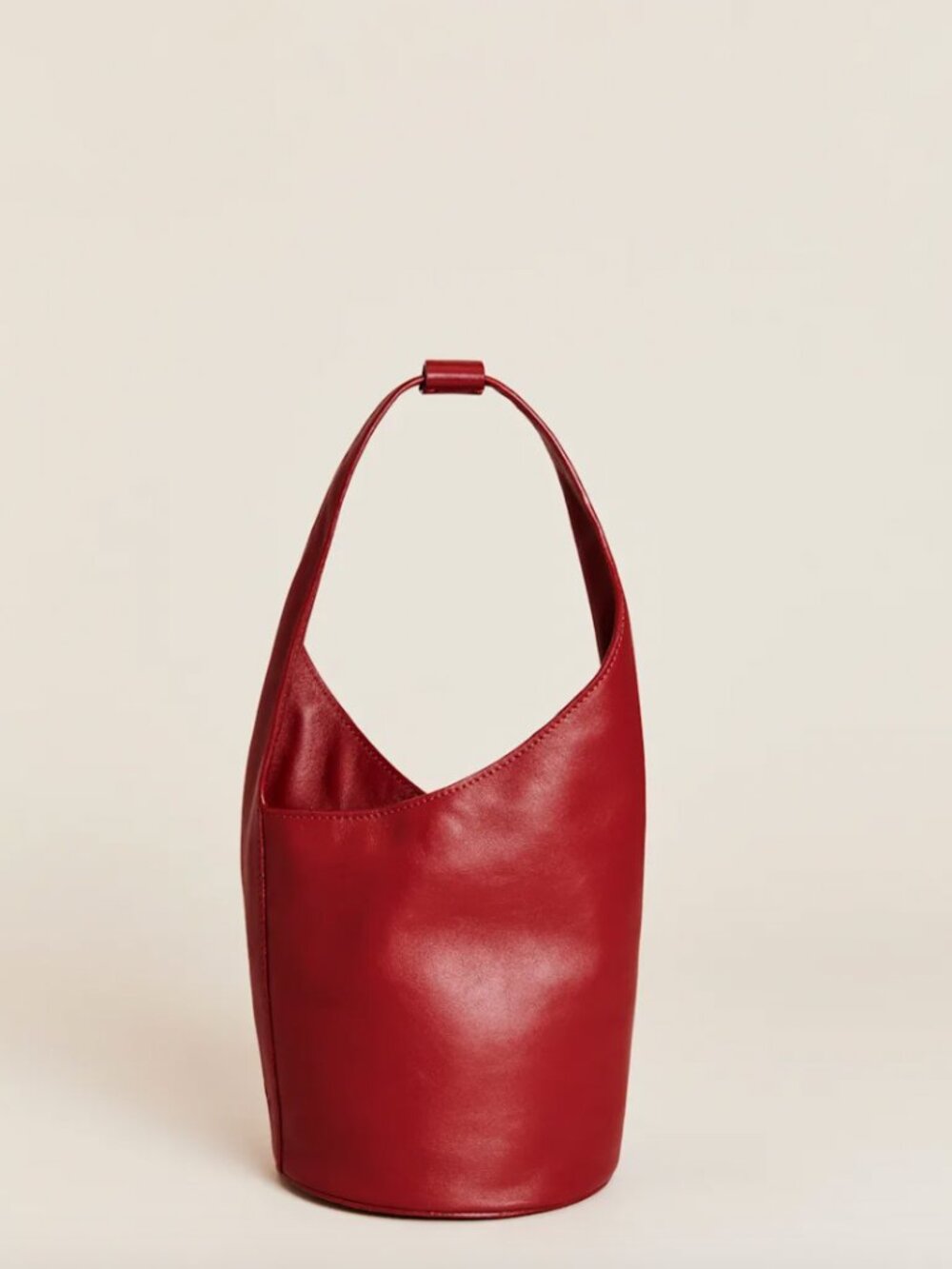 NWT REFORMATION Small Silvana Bucket Bag, Lipstick